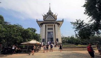 Tour #3: Cheung Ek Genocide Museum (The Killing Field)